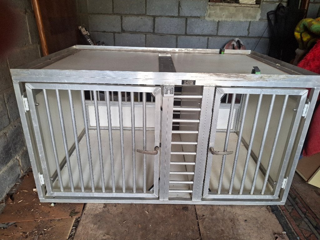 Hondentransportbox, Enlèvement, Utilisé