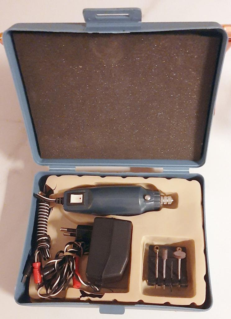 Kit voor het maken van modellen, Ophalen, Gebruikt