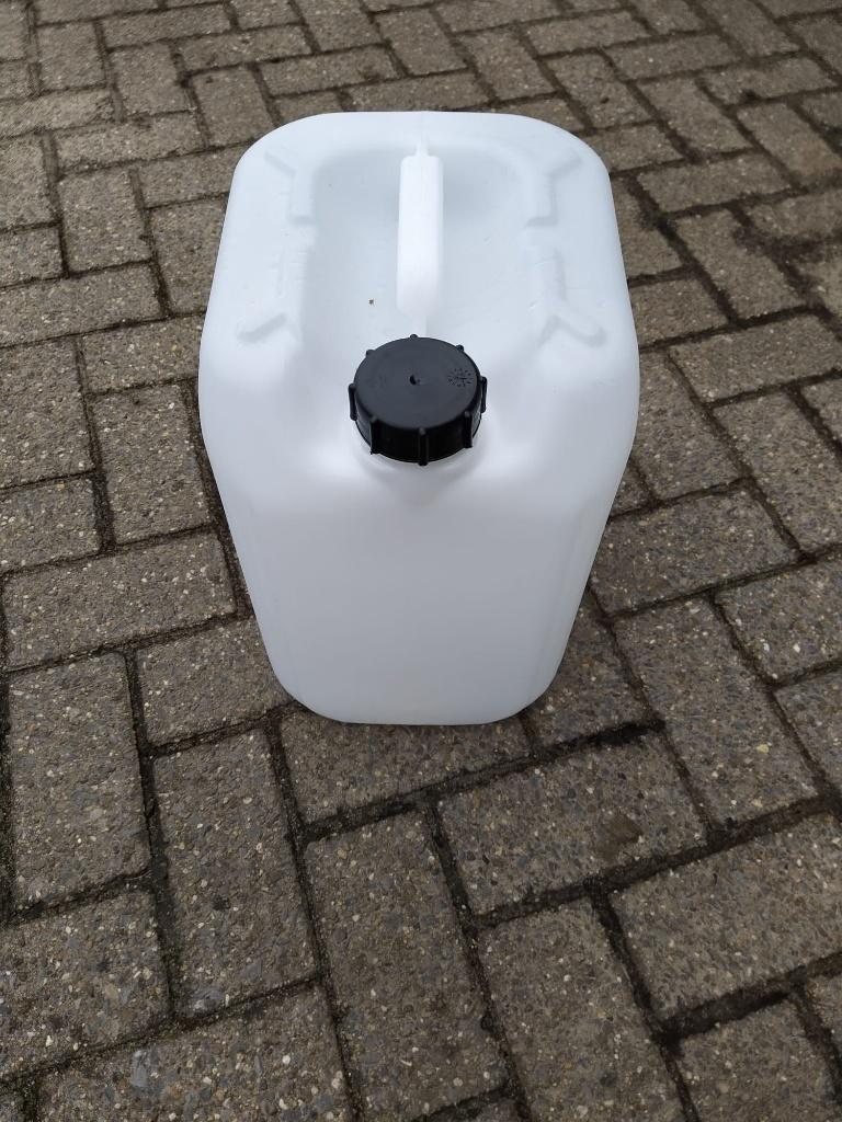 jerrycan/bidon 30l, Autos : Pièces & Accessoires, Petit matériel, Neuf, Enlèvement