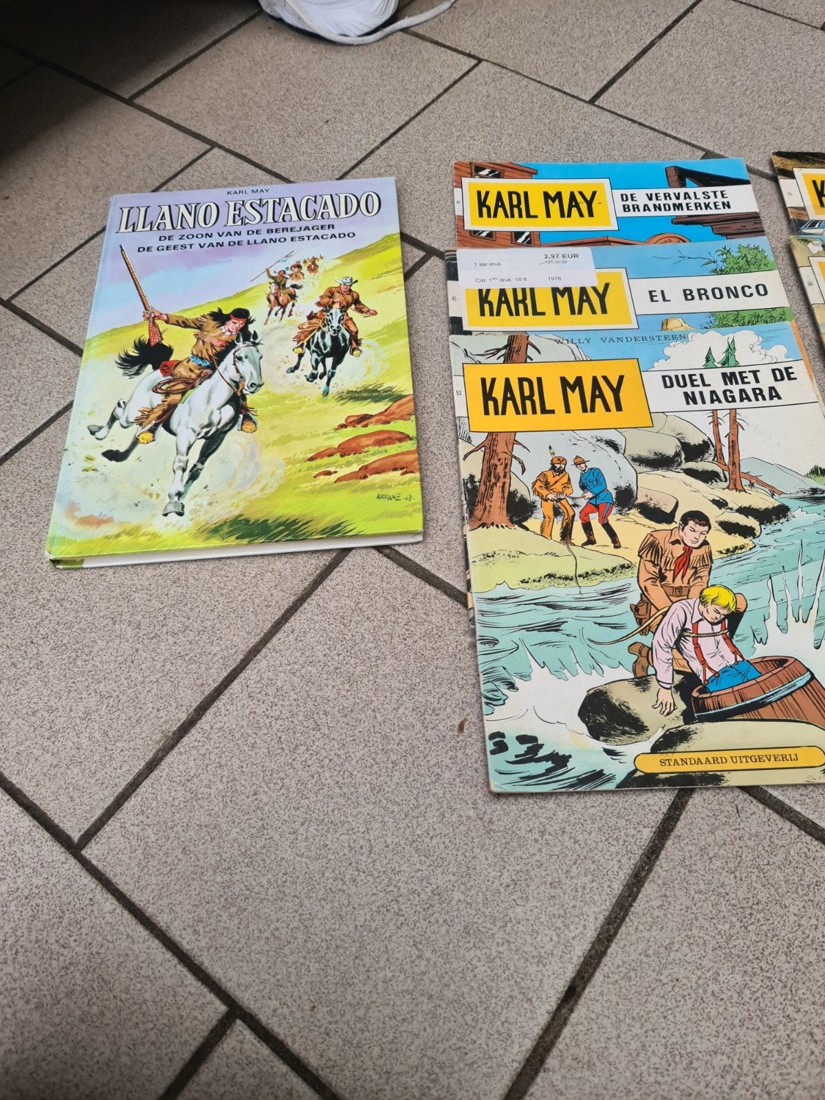 Karl may, Boeken, Ophalen