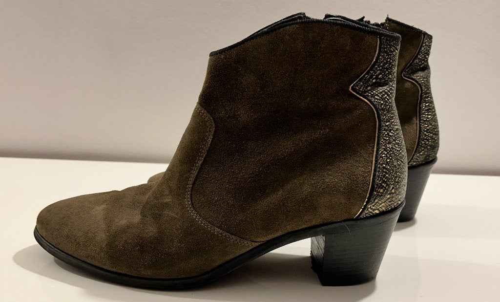 Kanna kaki lederen enkellaarzen met goud (maat 40), Kleding | Dames, Lage of Enkellaarzen, Ophalen of Verzenden, Zo goed als nieuw