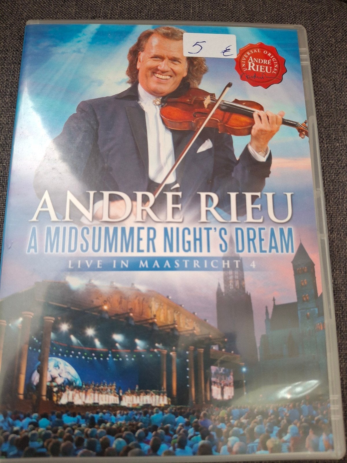 André Rieu, le rêve d'une nuit d'été, Enlèvement ou Envoi