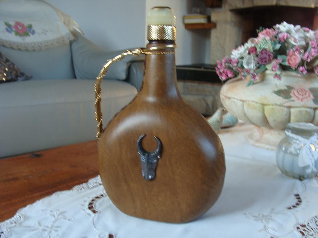 bouteille pichet recouvert cuir, vide avec bouchon vintage, Enlèvement ou Envoi, Comme neuf