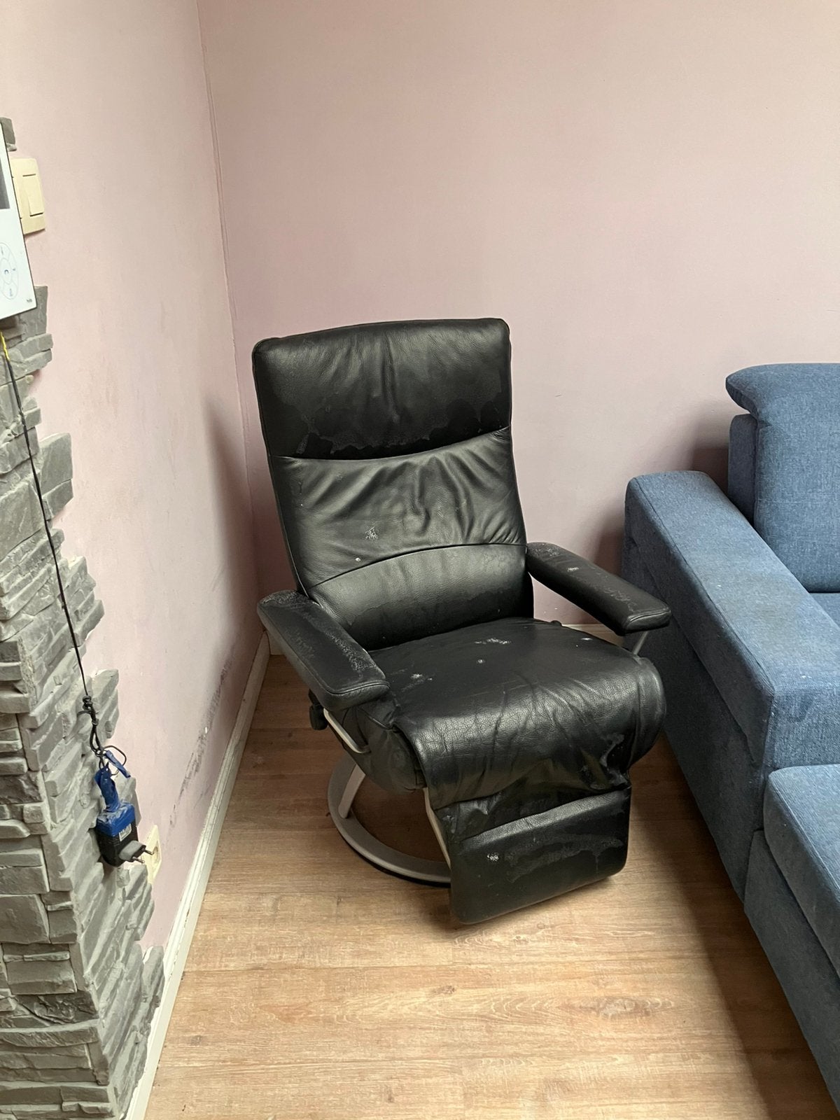 Différents fauteuils inclinables et chaises longues gratuits, Enlèvement, Utilisé