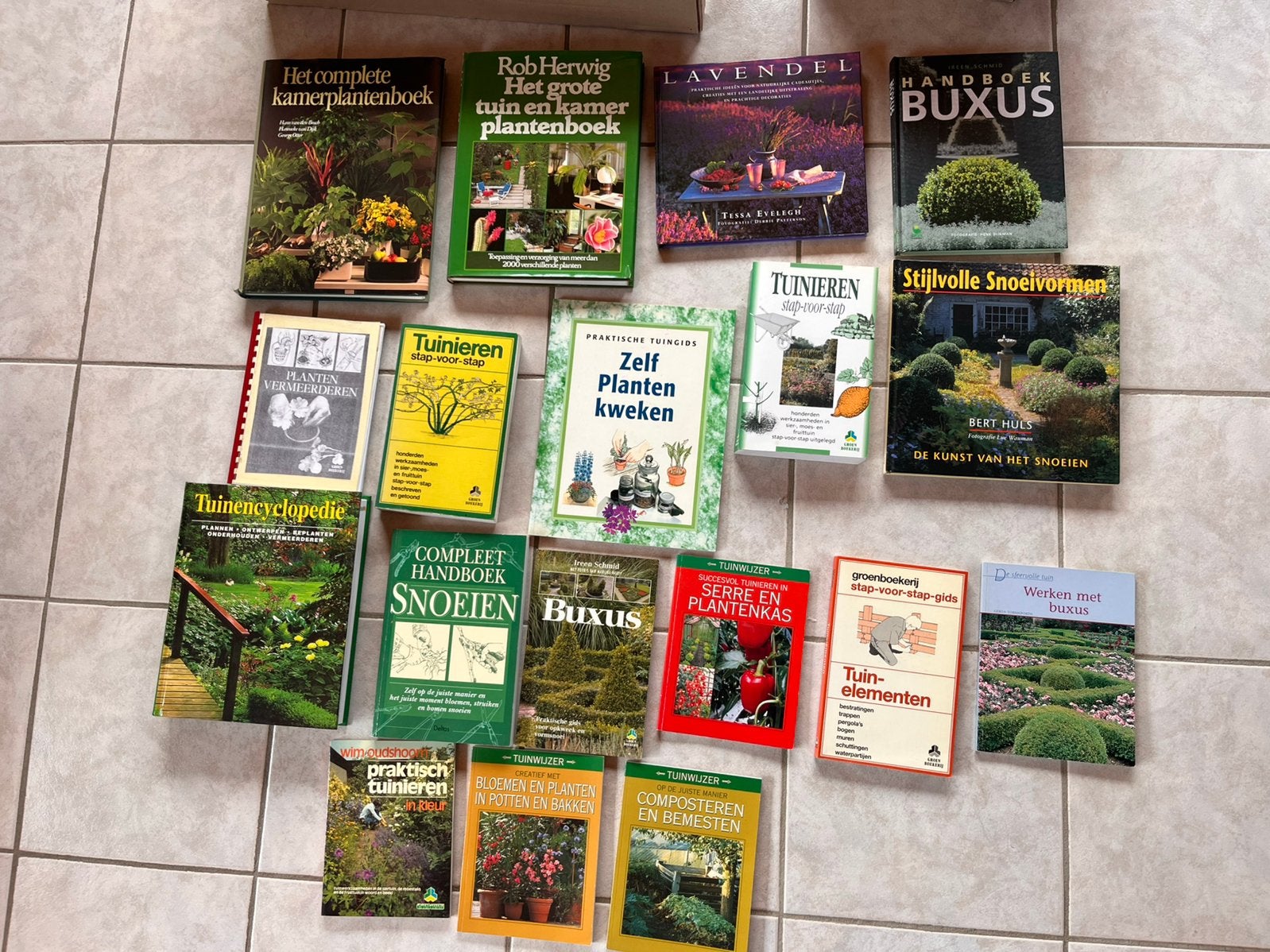 Tuinboeken allerlei, Livres, Maison & Jardinage, Enlèvement, Comme neuf
