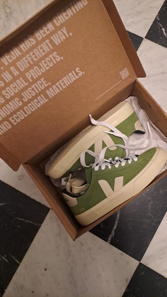 Sneakers vertes Veja, Neuf, Enlèvement ou Envoi, Sneakers et Baskets, Veja