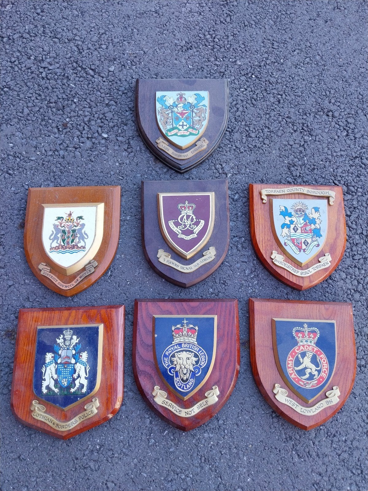 Britse schildjes crests militaria, Verzamelen, Militaria | Algemeen, Ophalen of Verzenden