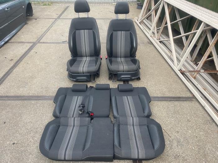 Kit revêtement (complet) d'un Volkswagen Polo, Volkswagen, -, 3 mois de garantie, Utilisé