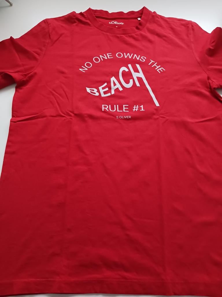 Rode t-shirt merk S Oliver net als nieuw te koop. Maat M, Kleding | Heren, T-shirts, Ophalen, Maat 48/50 (M)