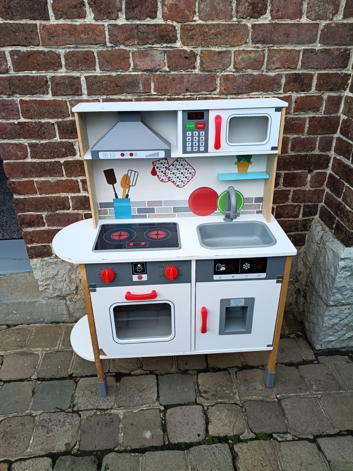 Petite cuisine en bois, Enlèvement, Utilisé, Bois, Jouer à la cuisine