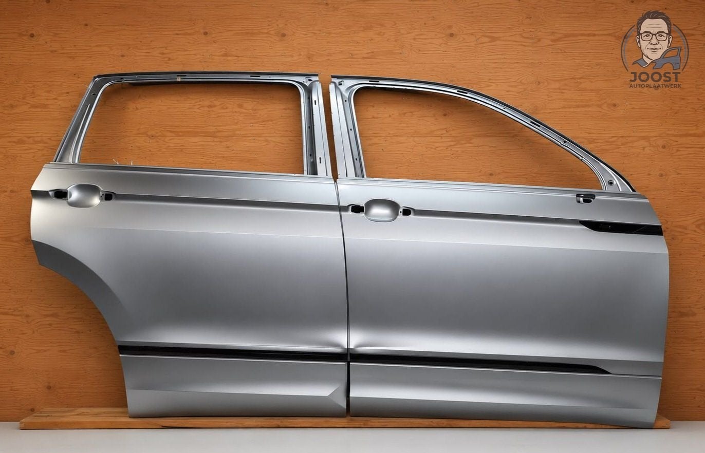 Portier set deuren VW Tiguan Allspace v.a 2017 5NN831312, Enlèvement ou Envoi, Origine de la pièce connue, Droite, Utilisé
