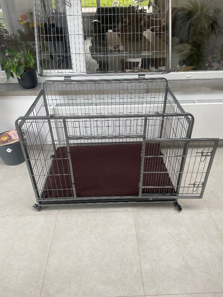 Benche, Dieren en Toebehoren, Hondenbenches, Ophalen, Zo goed als nieuw