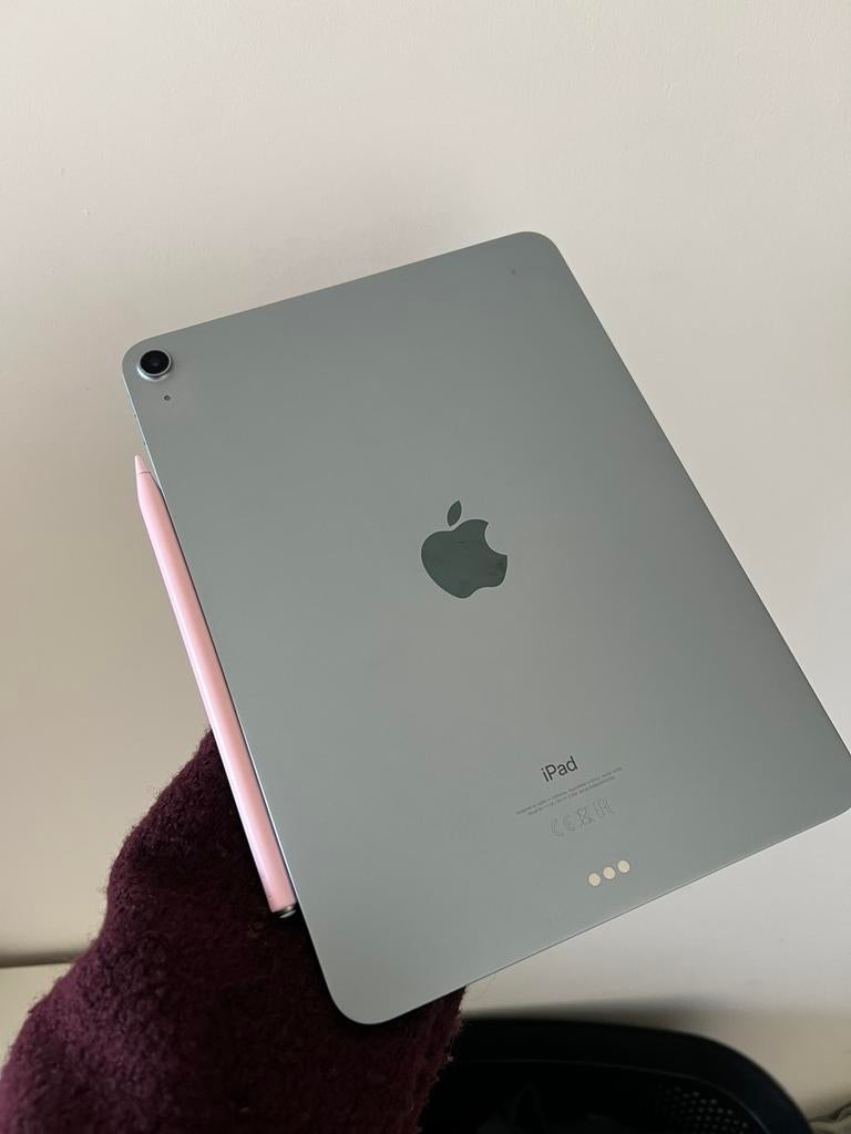 iPad Air te koop + iPad pencil (optioneel +€10), Informatique & Logiciels, Apple iPad Tablettes, Enlèvement, Utilisé, Gris, Apple iPad Air