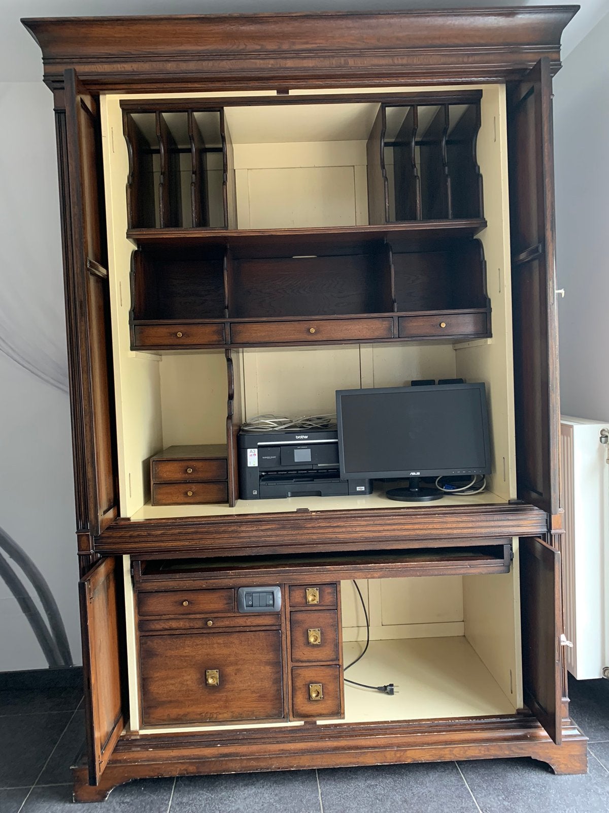 Bureau kast, Ophalen, Zo goed als nieuw