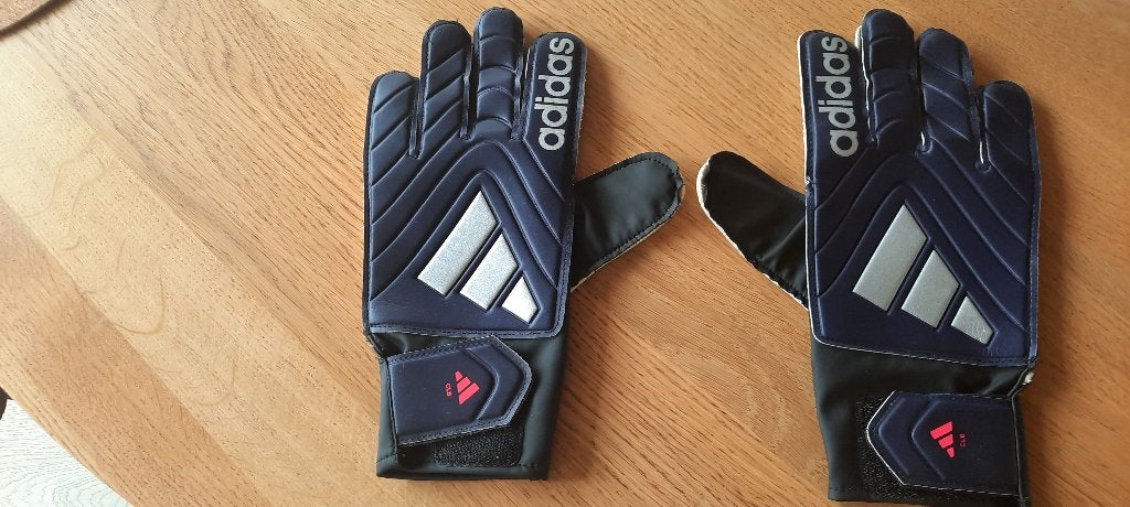 Keeperhandschoenen, Sport en Fitness, Ophalen of Verzenden, Gebruikt, Handschoenen