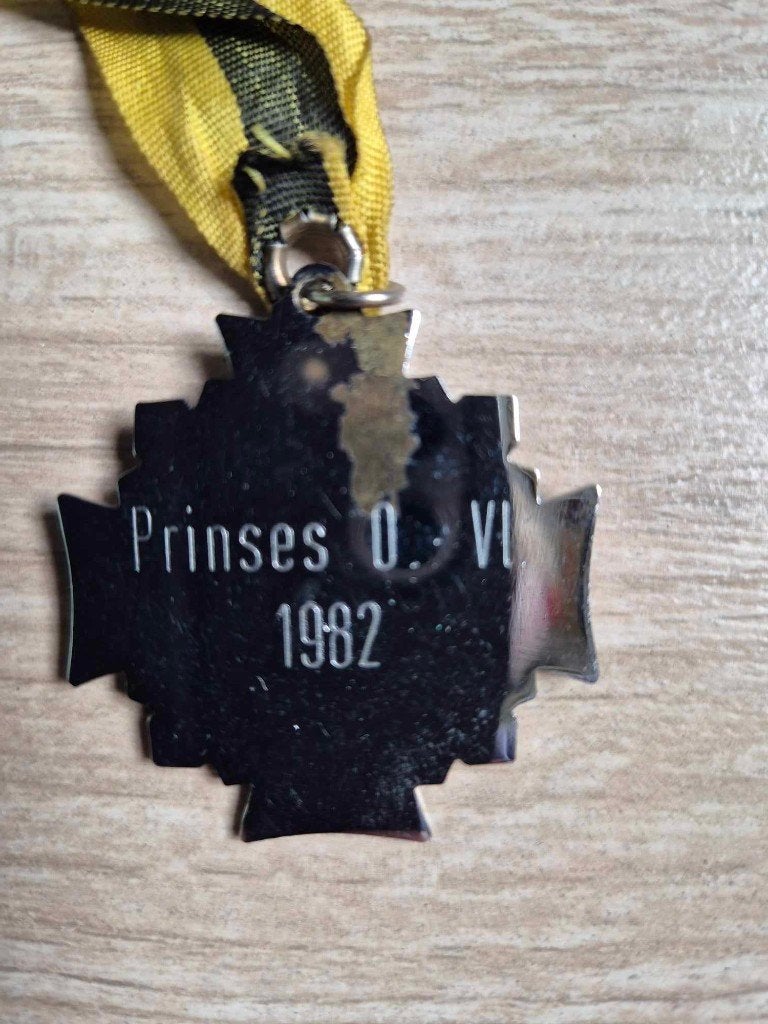 Carnaval medaille Prinses Rita Oost - Vlaanderen 1982, Enlèvement ou Envoi
