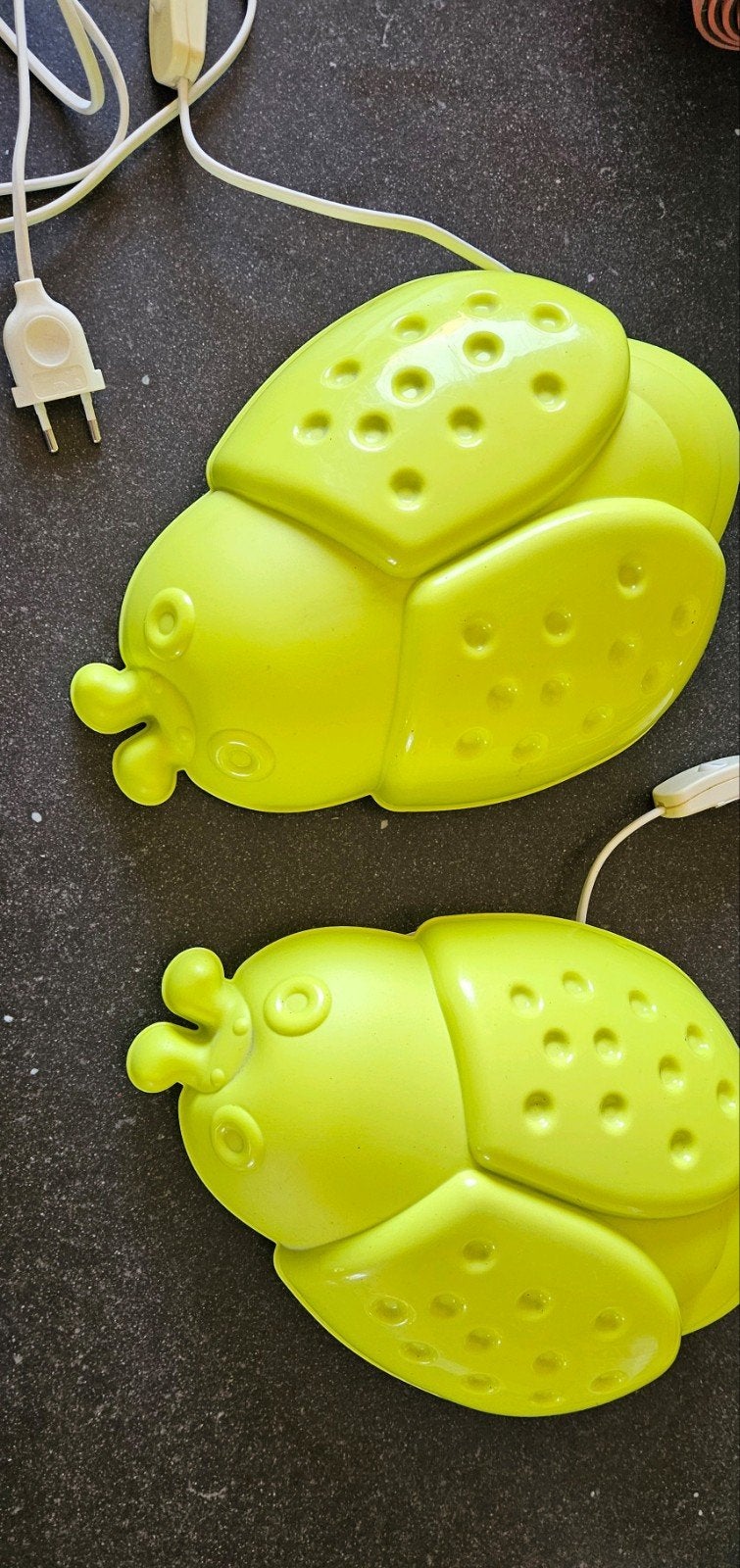 Kinderlamp groene kever, Huis en Inrichting, Lampen | Wandlampen, Ophalen, IKEA, E27 (groot), Zo goed als nieuw