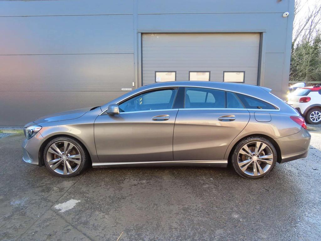 Mercedes-Benz CLA-Klasse 180 CLA 180 d 9000eur NETTO, Auto's, Automaat, CLA, Gebruikt, 4 cilinders