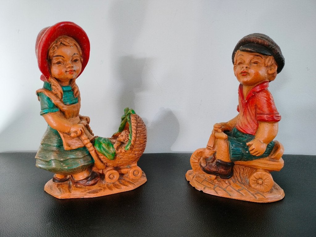 2 figurines d'enfants jouant 23cm, Enlèvement ou Envoi, Humain