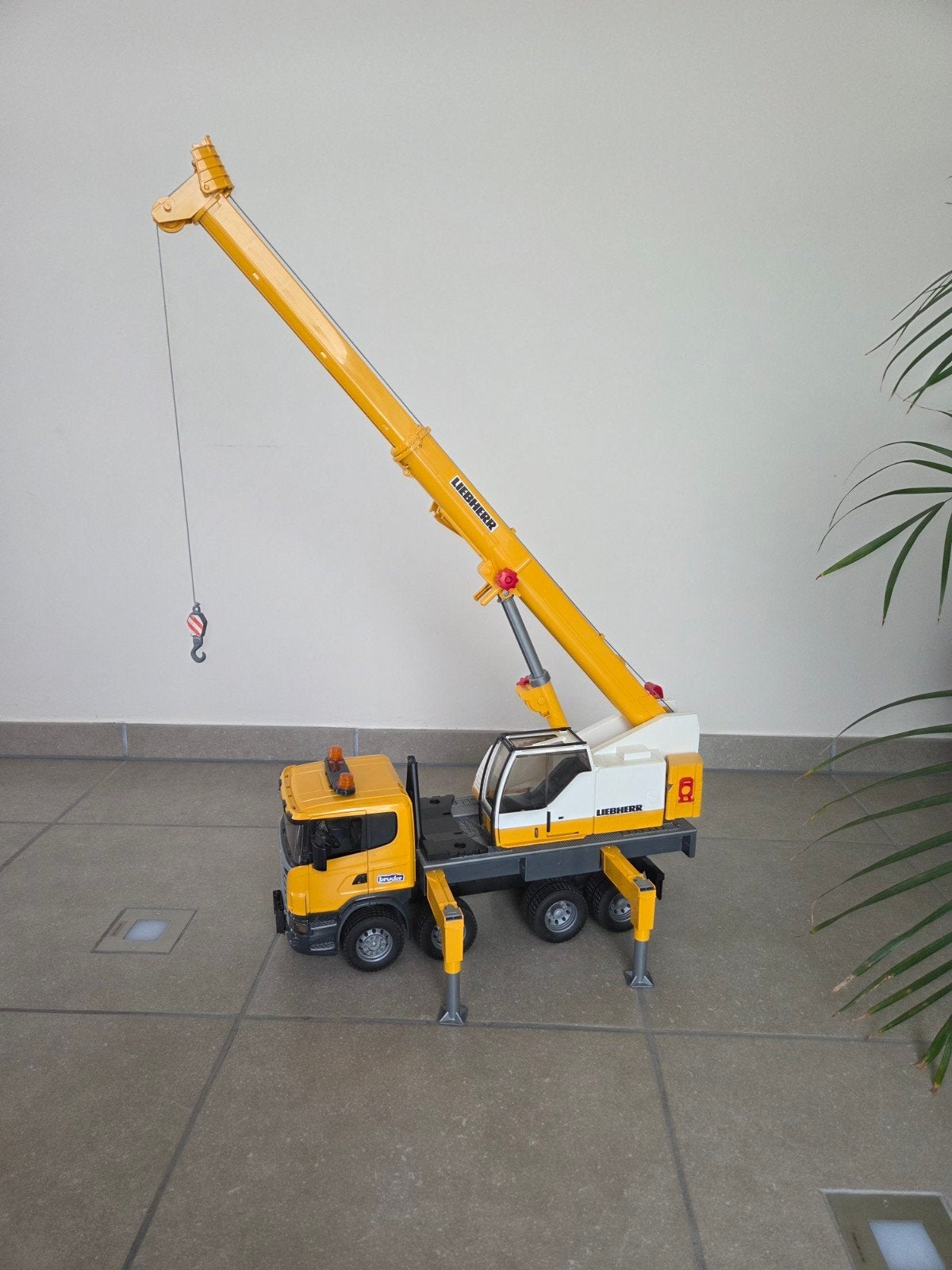 Kraanwagen Liebherr van Bruder - 03570, Enlèvement, Comme neuf