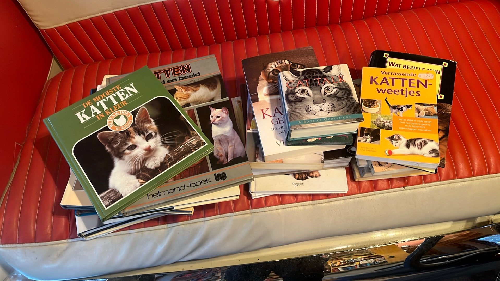 Verzameling boeken over katten, Ophalen of Verzenden, Gelezen