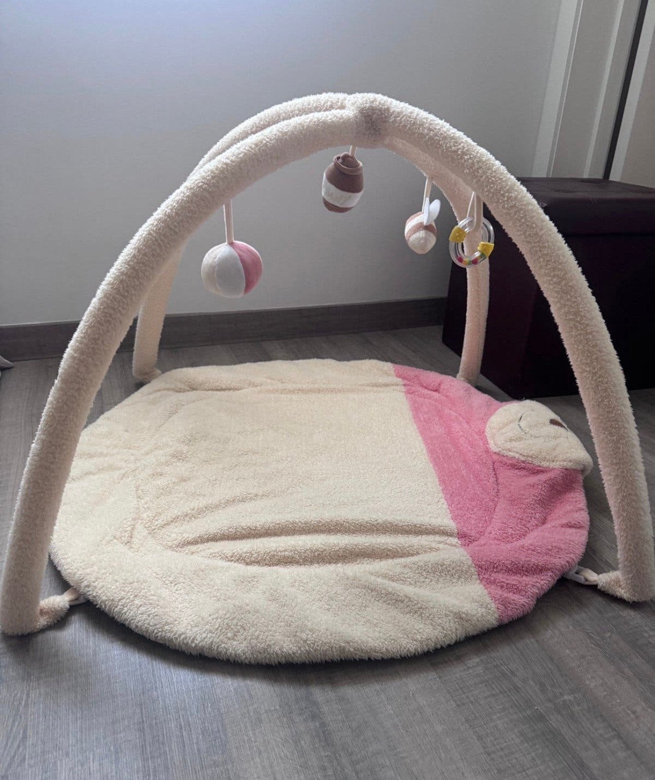 Tapis de jeu pour bébé Winnie l'ourson, Enfants & Bébés, Enlèvement, Comme neuf