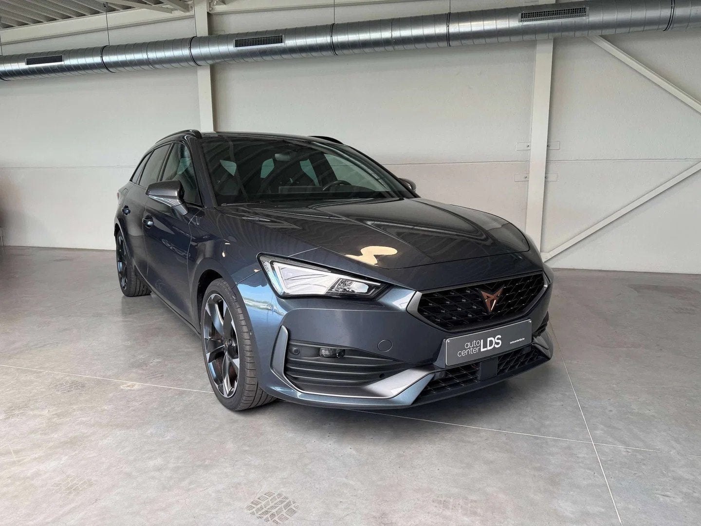 CUPRA Leon Leon ST e-Hybrid 1.4 DSG - 18" velgen -, Autos, 1395 cm³, Argent ou Gris, Achat, Entreprise