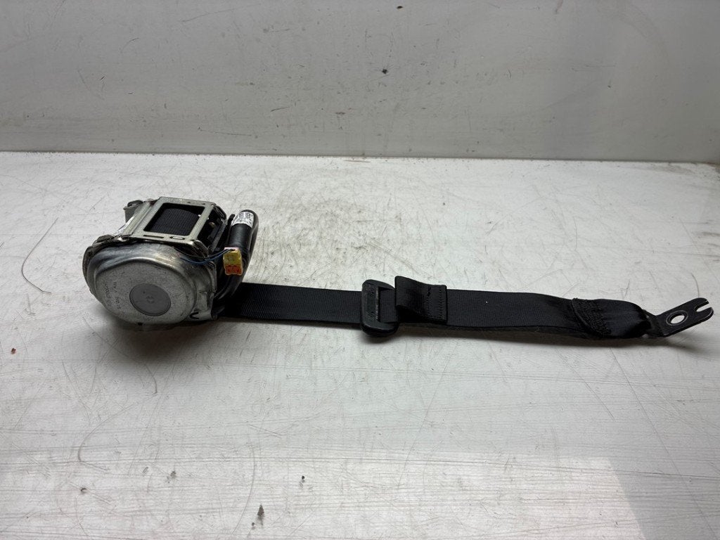 CEINTURE DE SECURITE ARRIERE DROITE Golf VIII (CD1), Volkswagen, Volkswagen AG, Utilisé, Kundenbetreuung@volkswagen.de