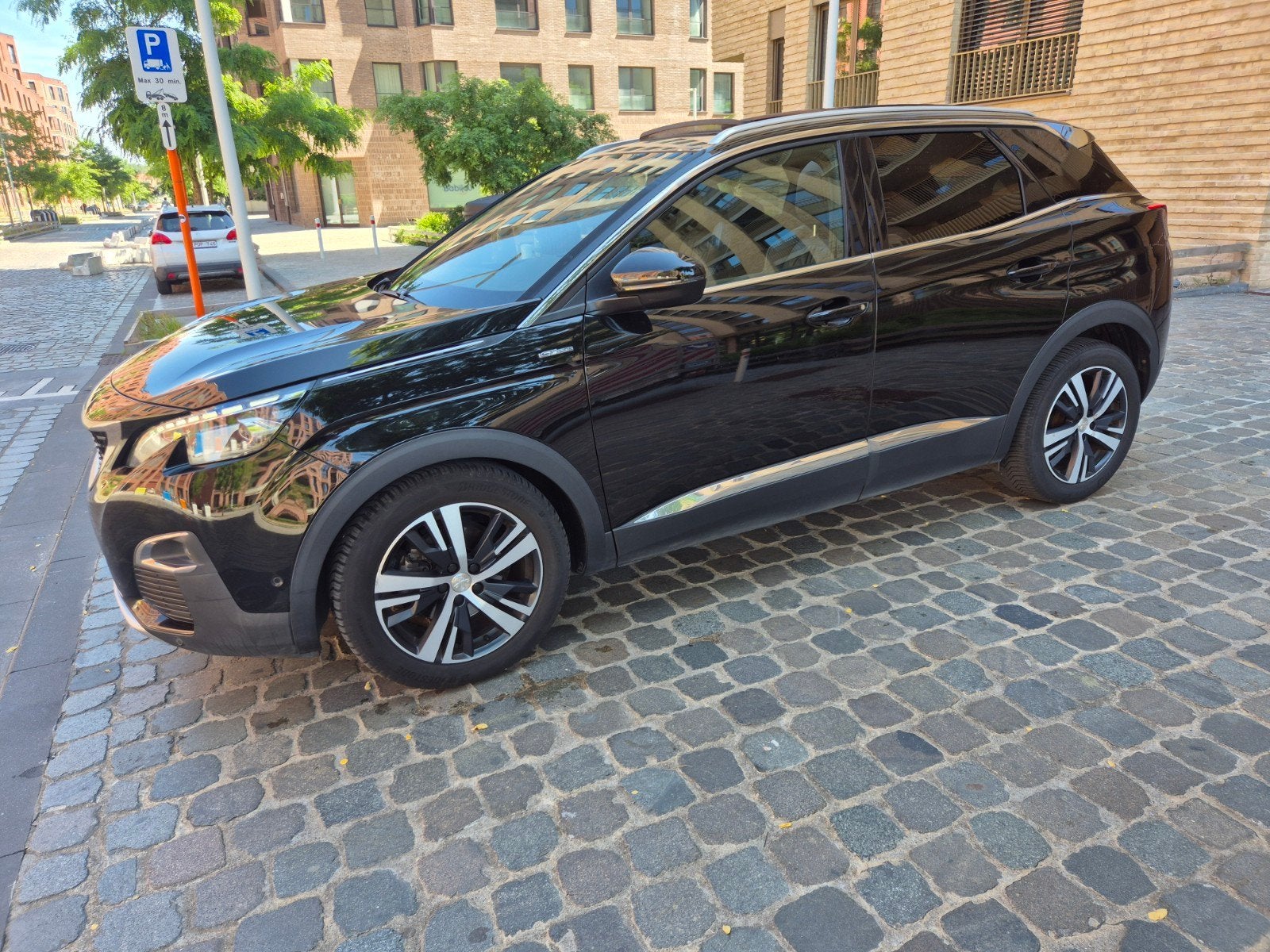Peugeot 3008 GT Line 2.0HDi 150Ch 1 Propriétaire 2017 Euro6b, Cuir, Boîte manuelle, Entretenue par le concessionnaire, Noir