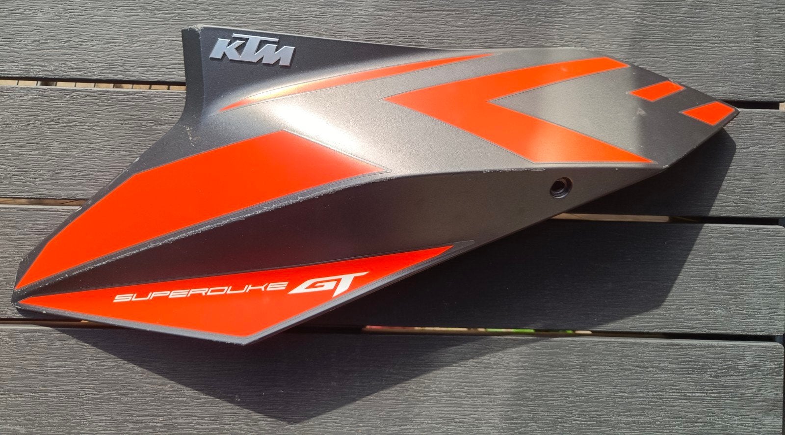 KTM Super duke GT 2016 - 2018, linker tank spoiler, Motoren, Ophalen of Verzenden, Gebruikt