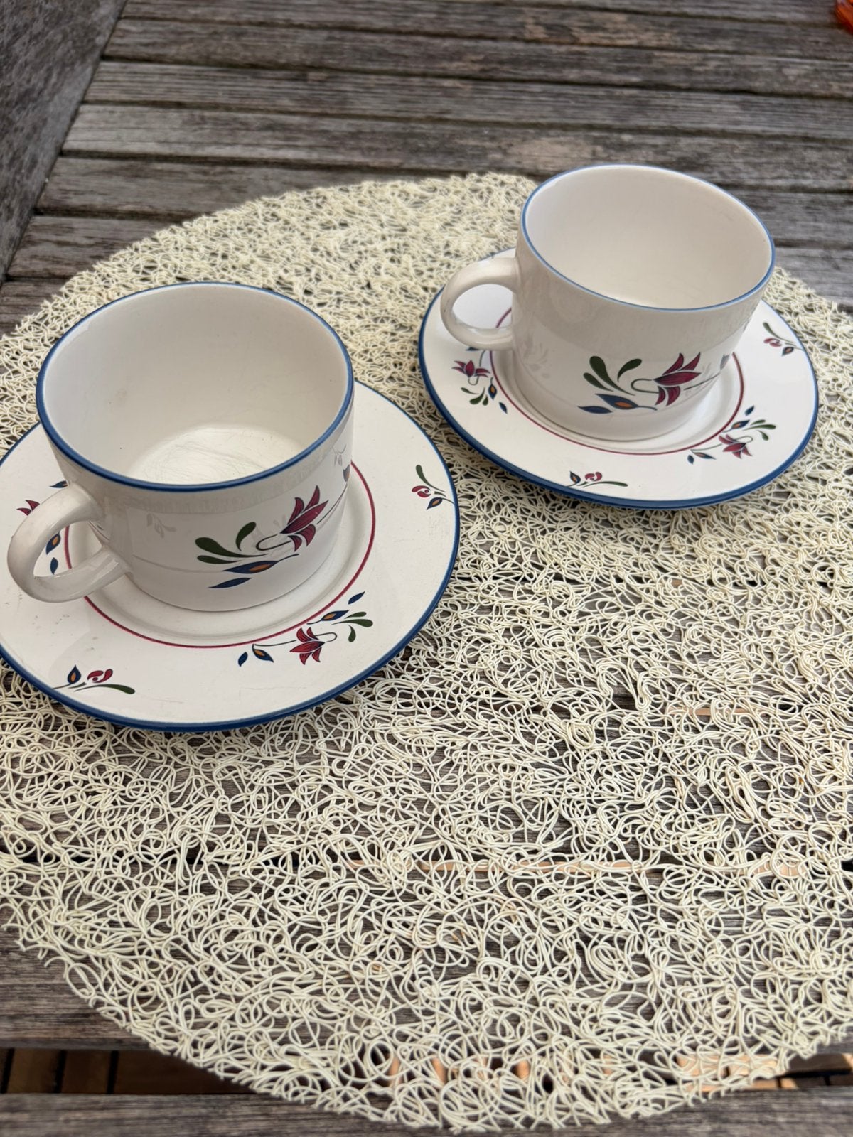 2 x tasse et soucoupe Copenhagen, Antiquités & Art, Antiquités | Services (vaisselle) pièces, Enlèvement ou Envoi