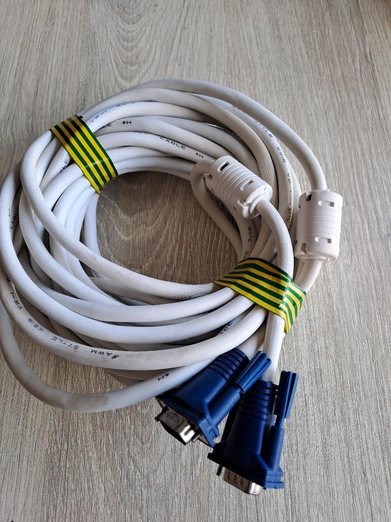 Vga kabel, Computers en Software, Pc- en Netwerkkabels, Ophalen, Nieuw