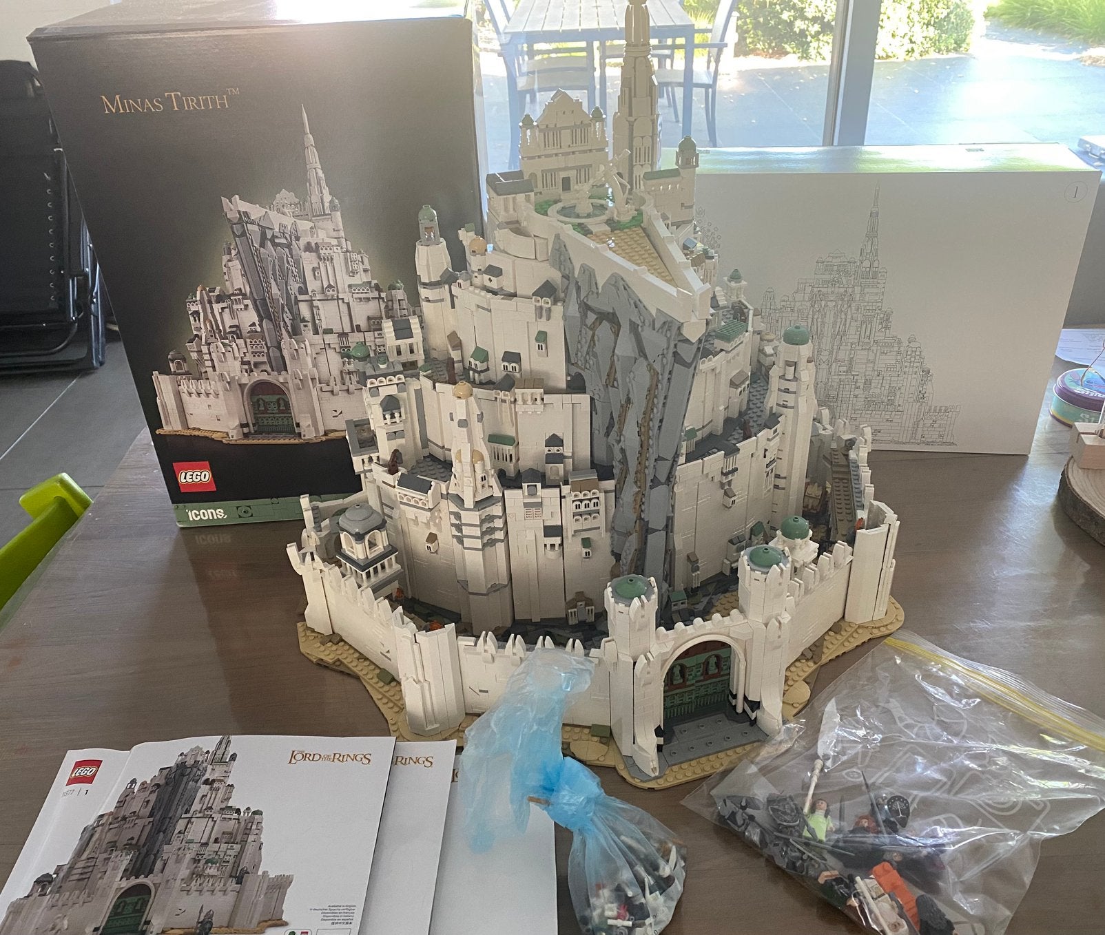 Lego icons lord of the rings minas tirith, Kinderen en Baby's, Speelgoed | Duplo en Lego, Ophalen, Lego, Zo goed als nieuw, Compleet