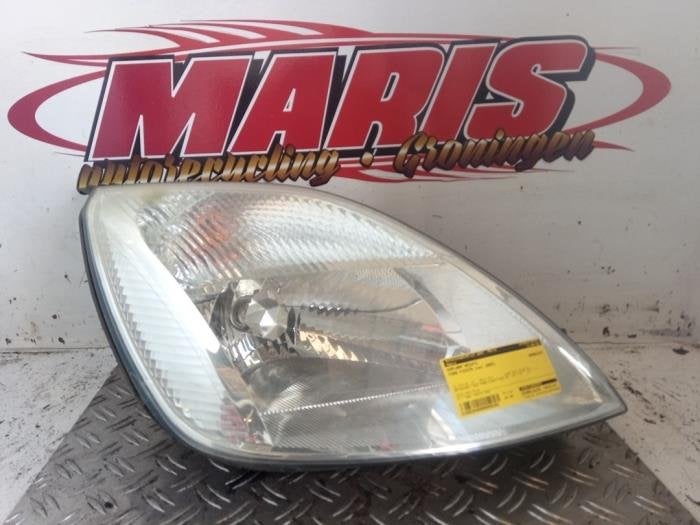 Phare droit d'un Ford Fiesta, -, -, 3 mois de garantie, -