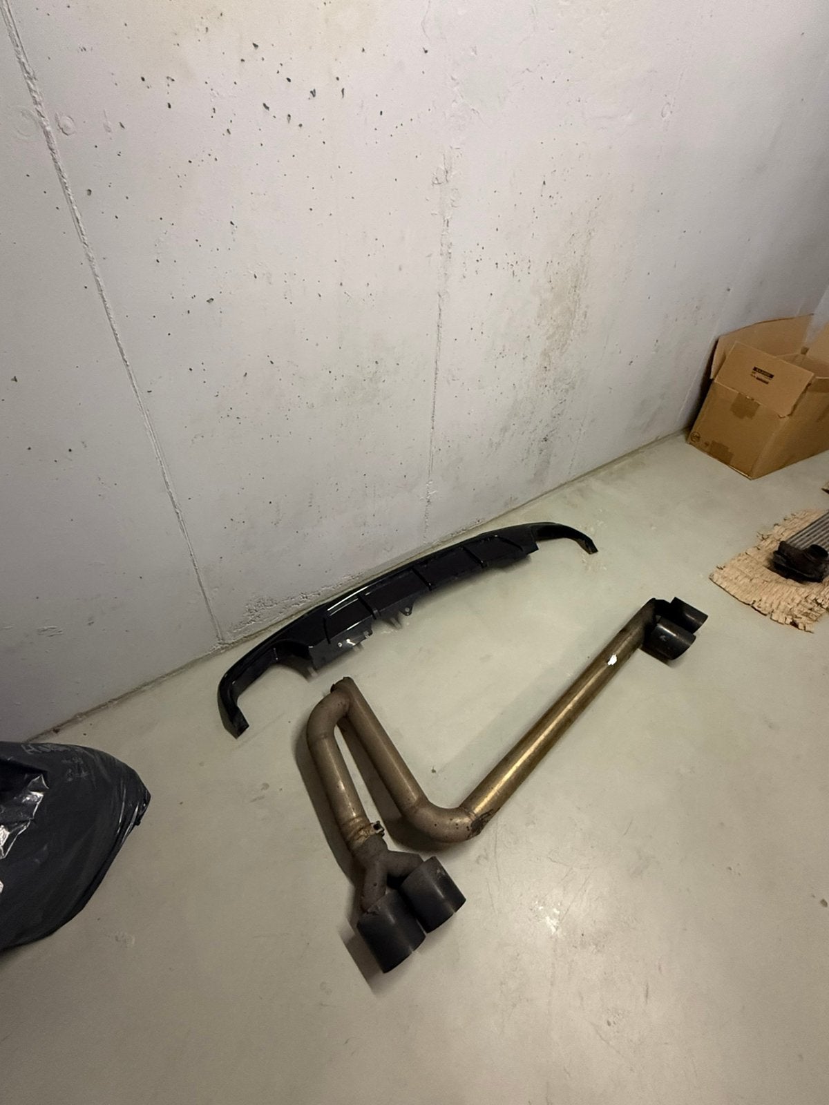Uitlaat f10 m5 look + diffuser, Ophalen, BMW