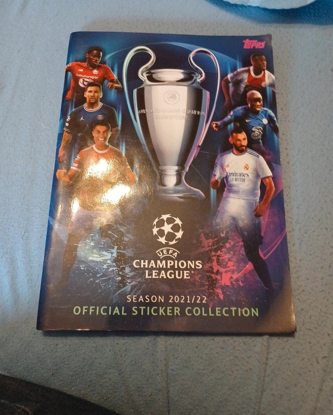 Topps UEFA Champions League 2021/22 leeg album met 6 sticker, Hobby en Vrije tijd, Verzamelkaartspellen | Overige, Ophalen of Verzenden
