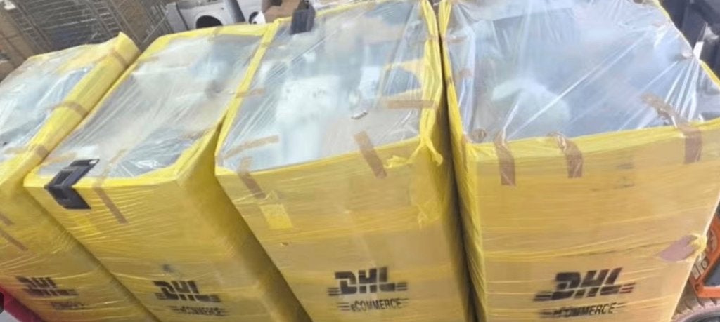 8 groothandel kleding partij handel merk retour pallets, Diversen, Ophalen