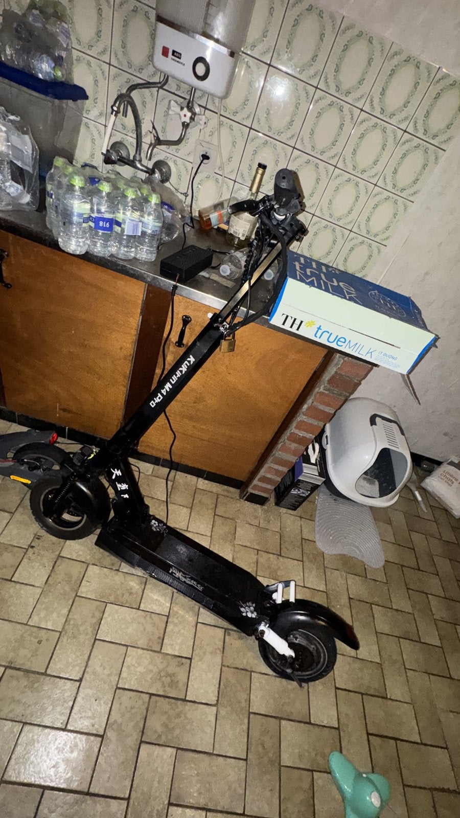 Kukirin m4 pro voor onderdelen, Enlèvement, Comme neuf, Step électrique (E-scooter)