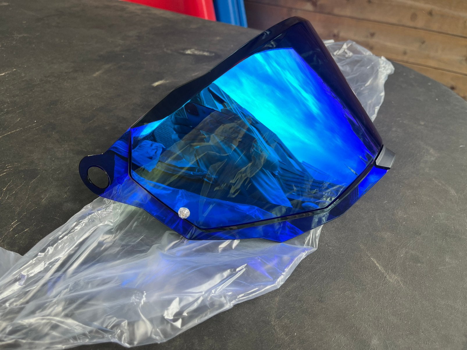 Splinternieuw vizier blauw voor helm LS2 MX701, Ophalen