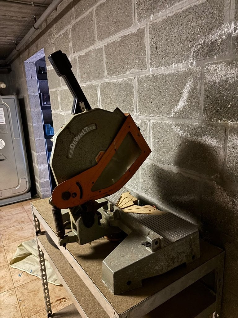 Afkortzaag, De Walt, Enlèvement, Utilisé, 1200 watts ou plus
