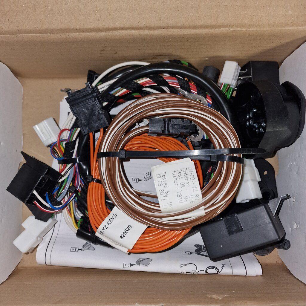 Trekhaak kabelset 13 polig E91902L213 nieuw Hyundai i30 2007, -, -, Nieuw, Ophalen of Verzenden