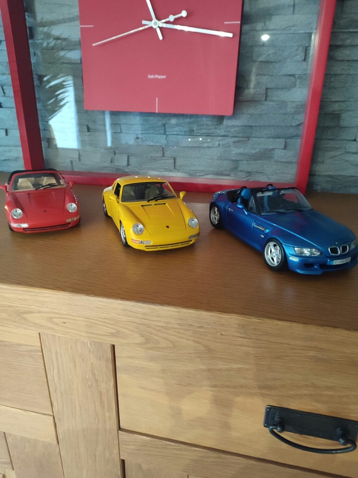 A vendre lot de 3 voitures 1:18, Enlèvement