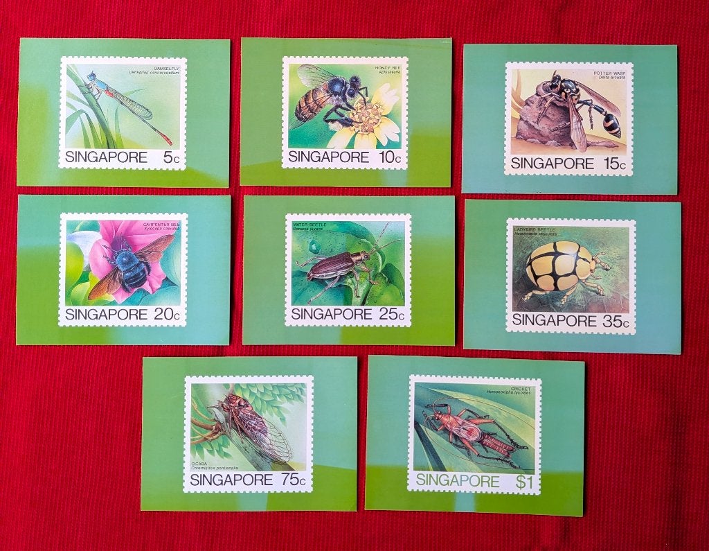 8 kaartjes met postzegelreproducties insecten, Ophalen of Verzenden, 1980 tot heden, Ongelopen, Natuur