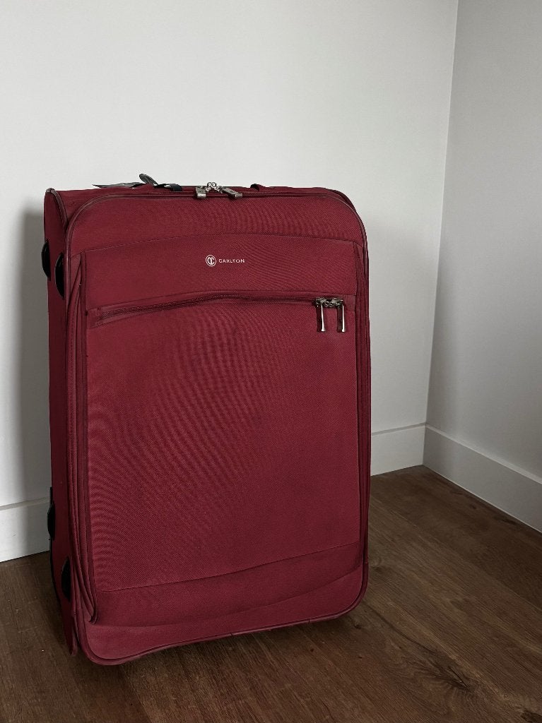 Valise de voyage Carlton avec roulettes - rouge, 35 à 45 cm, Plastique souple, Poignée extensible, Enlèvement