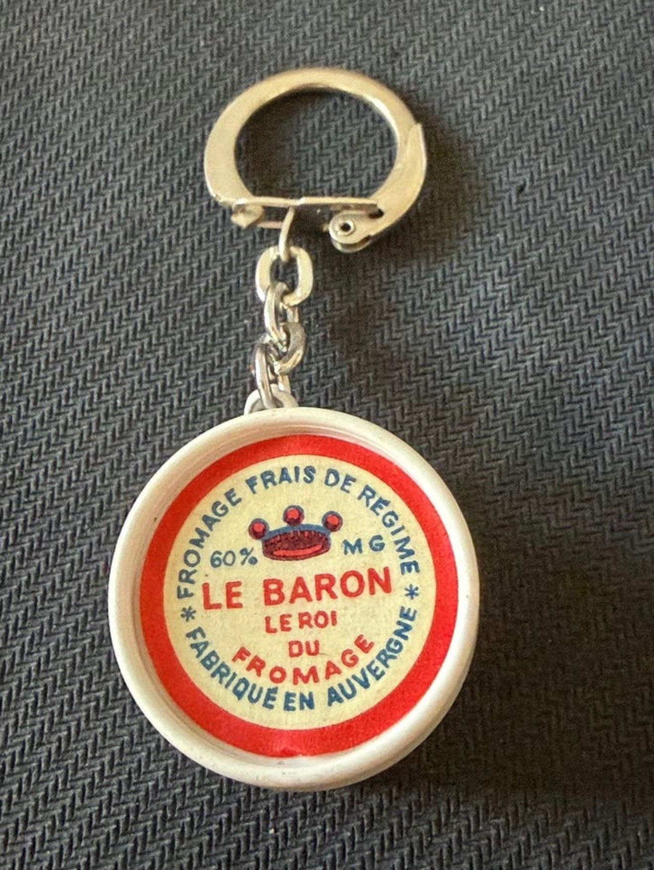 Frans Vintage Le Baron kaasdoosje sleutelhanger +/-1970, Verzenden, Gebruikt, Merk