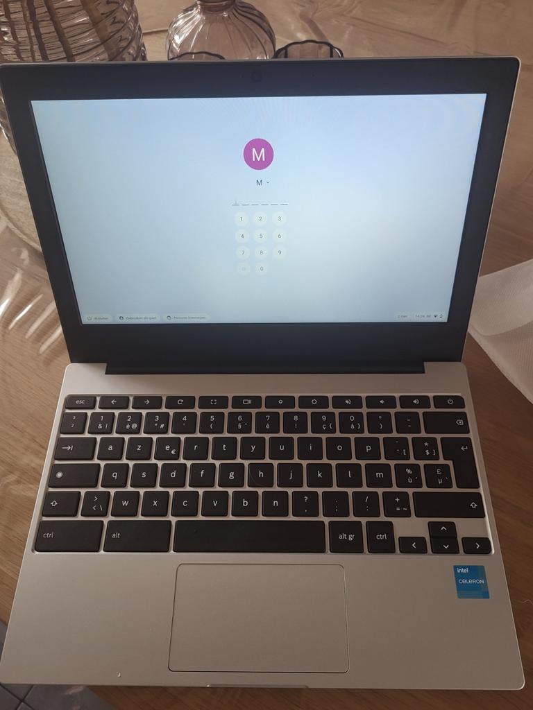 Galaxy chromebook Go samsung.
Nieuwstaat., Ophalen, 4 GB of minder, Zo goed als nieuw, Samsung
