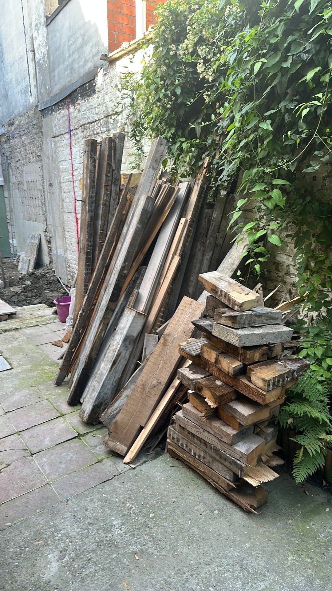 Gratis brandhout, Enlèvement