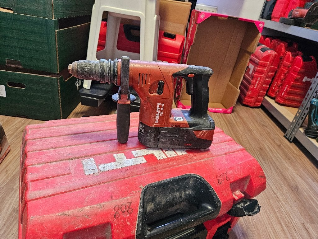 Hilti TE 6-A36 met koffer, Doe-het-zelf en Bouw, 600 watt of meer, Zo goed als nieuw, Klopboormechanisme, Ophalen