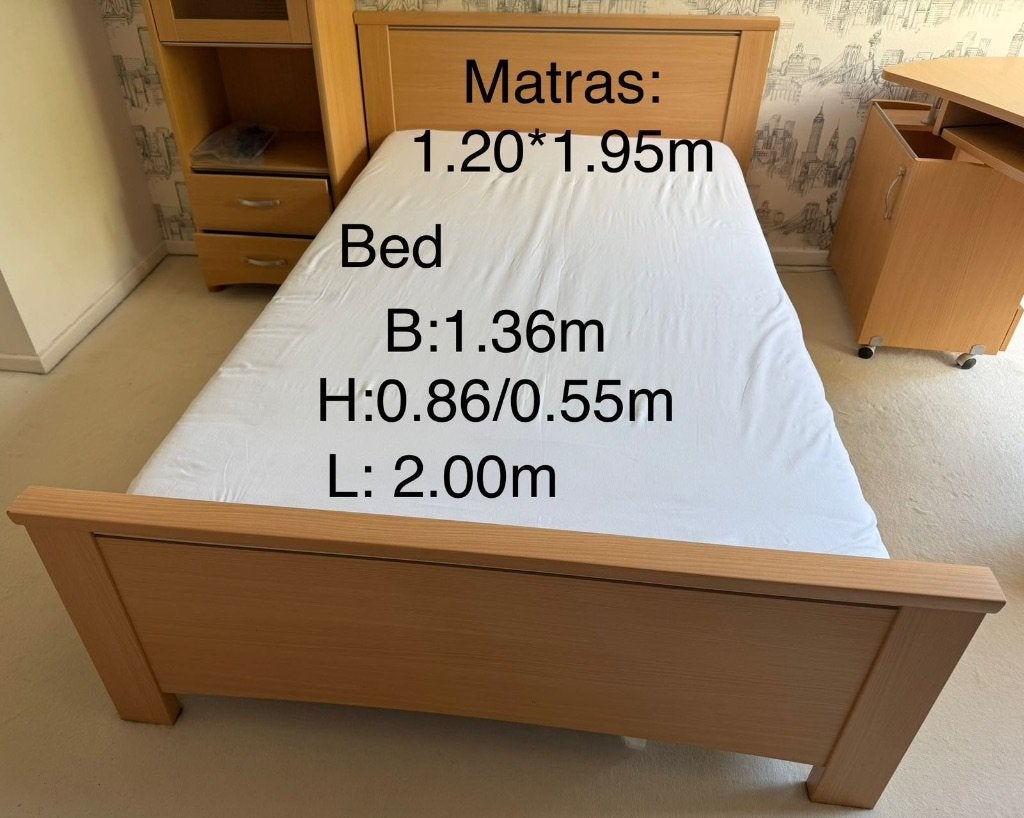 Bed, Huis en Inrichting, Ophalen, Zo goed als nieuw, Twijfelaar, 120 cm