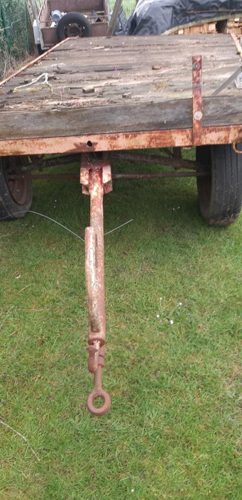 Platte wagen, Zakelijke goederen, Ophalen